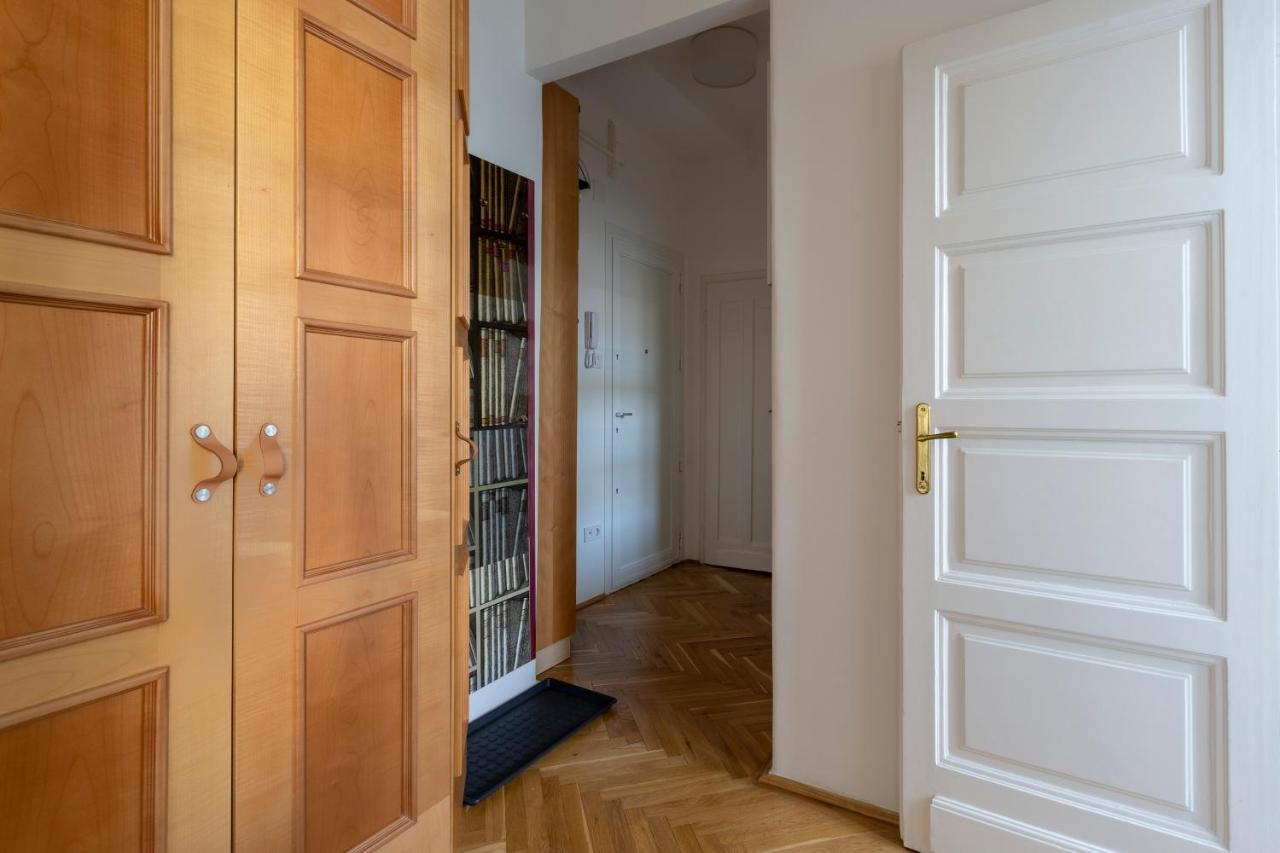 Gorgeous Flat Right Near The City Center 부다페스트 외부 사진