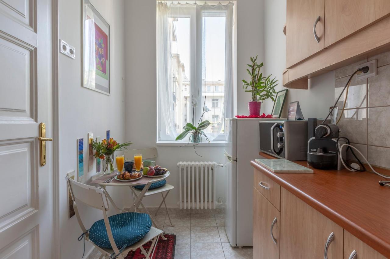 Gorgeous Flat Right Near The City Center 부다페스트 외부 사진